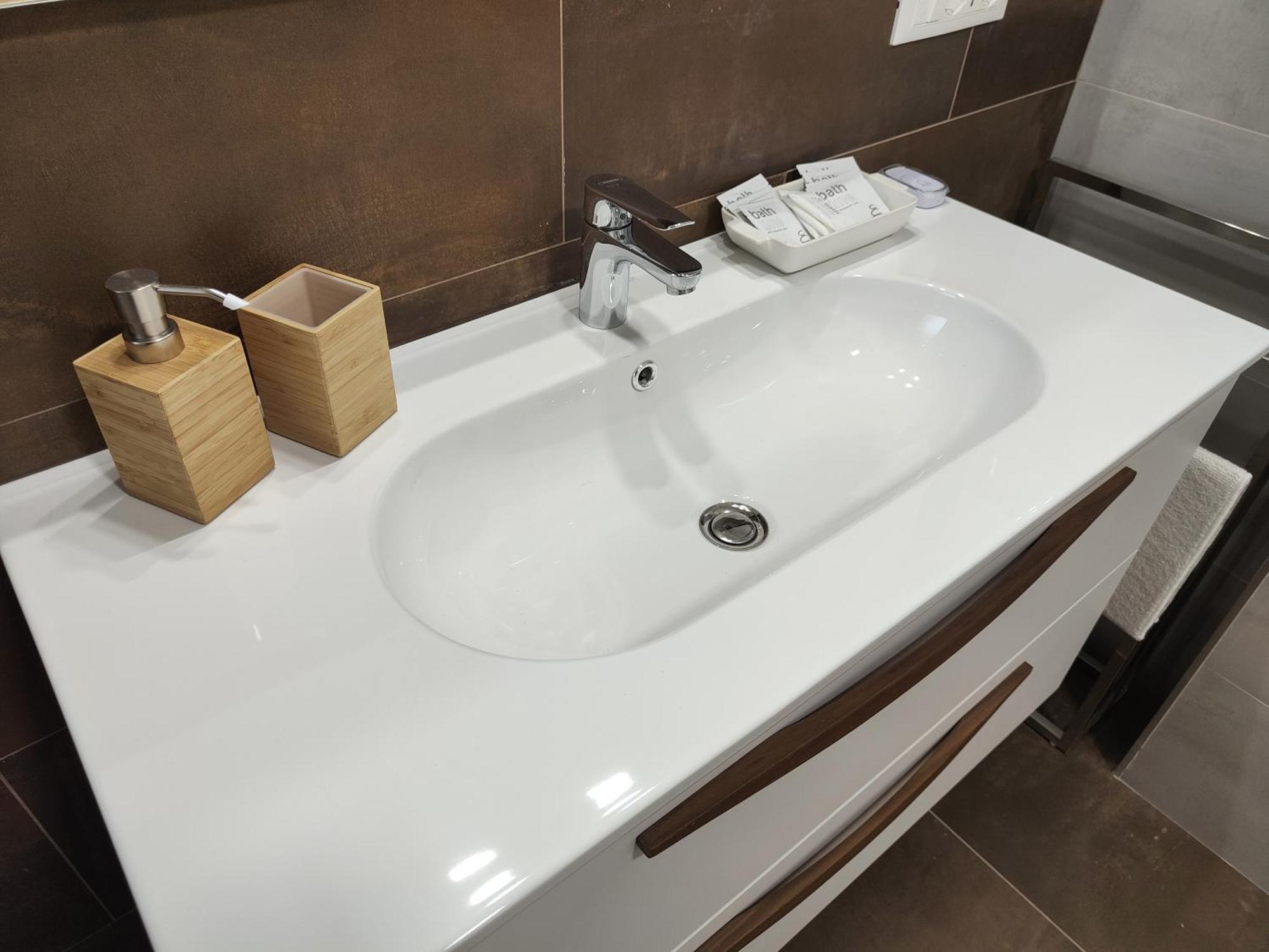 Bastia Home Appartamento Бастия-Умбра Экстерьер фото